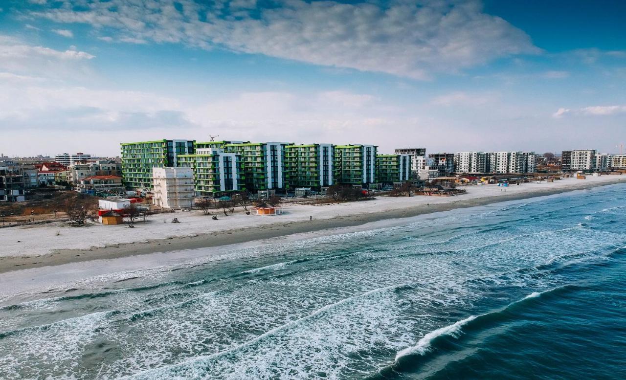 Alezzi Majestic Apartments 97 Navodari Exterior photo